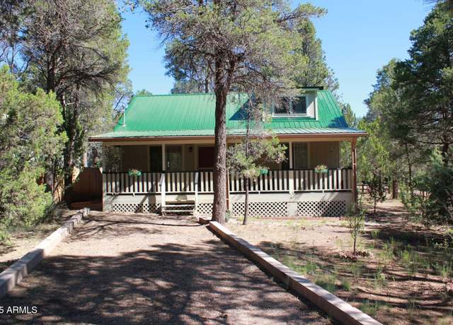 Property at 2158 Cottontail Rd, Overgaard, AZ 85933, 3 beds, 1 bath