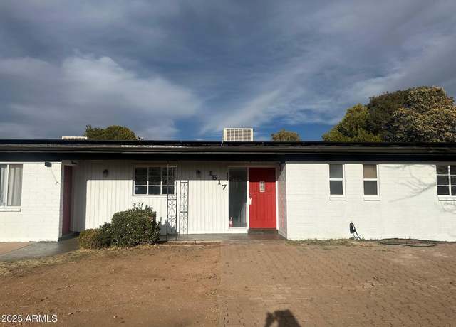Property at 1517 Cochise Dr, Douglas, AZ 85607, 4 beds, 3 baths