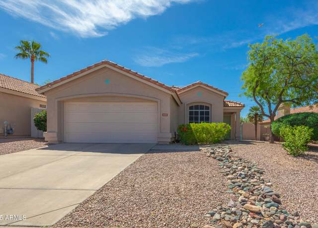 Property at 6027 E Sayan Cir, Mesa, AZ 85215, 2 beds, 2 baths