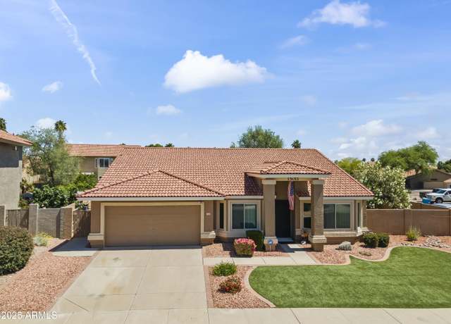 Property at 15011 S 27th Pl, Phoenix, AZ 85048, 4 beds, 2 baths