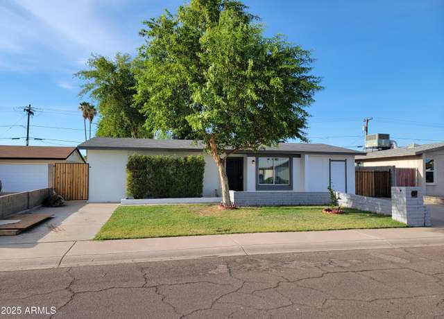 Property at 2222 W Hartford Ave, Phoenix, AZ 85023, 3 beds, 1 bath