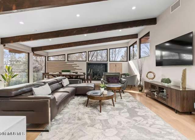 Property at 1960 Iris Ln, Sedona, AZ 86336, 3 beds, 3.5 baths