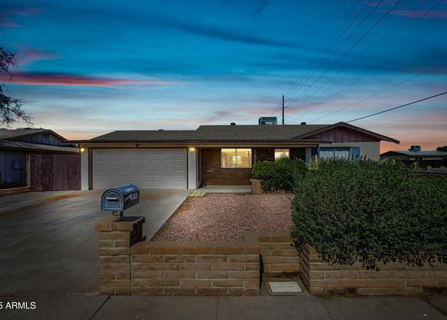 Property at 7102 W Wilshire Dr, Phoenix, AZ 85035, 3 beds, 2 baths