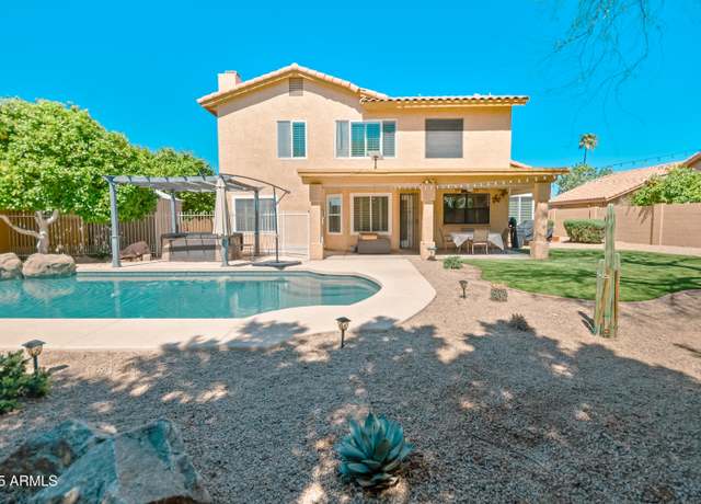 Property at 5513 E Grovers Ave, Scottsdale, AZ 85254, 4 beds, 3 baths