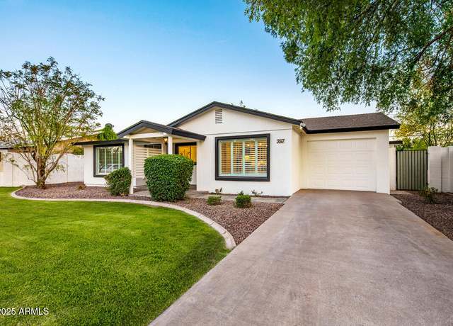 Property at 3517 E Monterosa St, Phoenix, AZ 85018, 3 beds, 2 baths