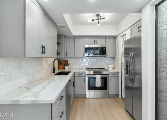 Property at 3551 N 12th St #104, Phoenix, AZ 85014, 2 beds, 2 baths