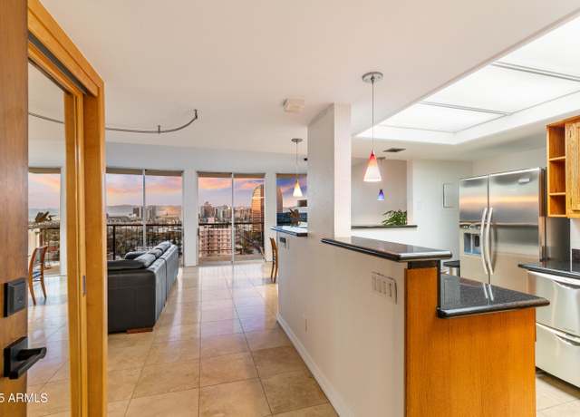 Property at 2323 N Central Ave #1902, Phoenix, AZ 85004, 2 beds, 2 baths
