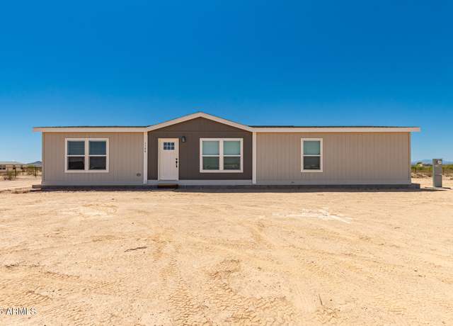 Property at 1124 N 384th Ave, Tonopah, AZ 85354, 4 beds, 2 baths