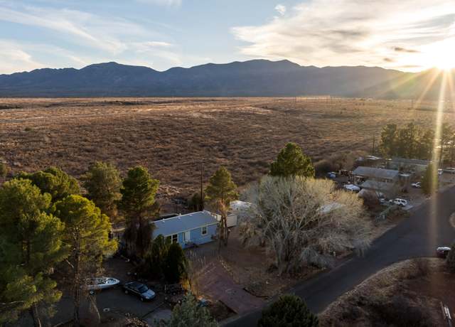 Property at 3941 E Vaquero Ln, Cottonwood, AZ 86326, 3 beds, 2 baths