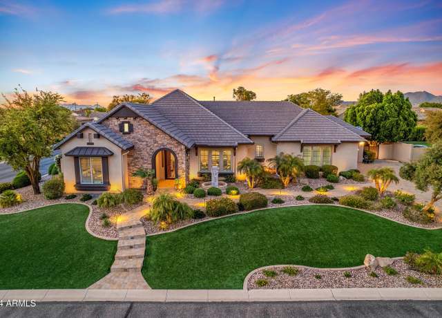 Property at 6918 E Ivyglen St, Mesa, AZ 85207, 5 beds, 3 baths