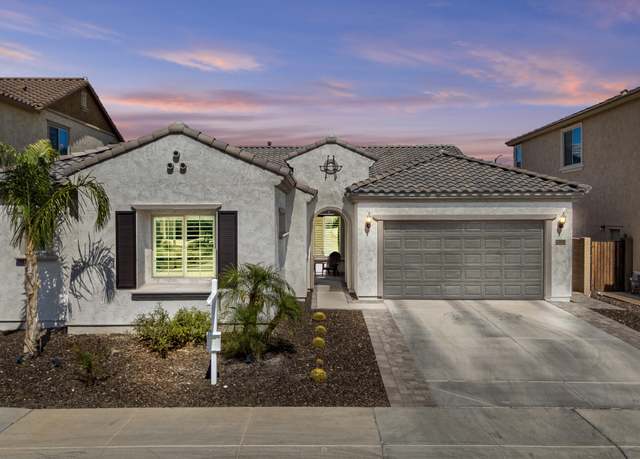 Property at 23097 N 95th Dr, Peoria, AZ 85383, 4 beds, 3.5 baths