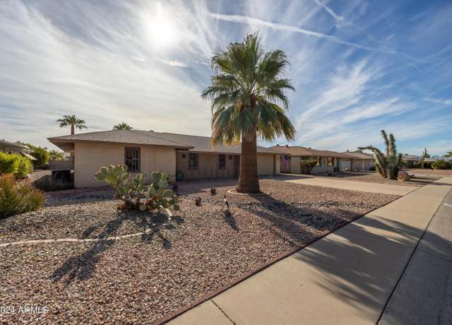 Property at 9509 W Greenway Rd, Sun City, AZ 85351, 2 beds, 1.75 baths