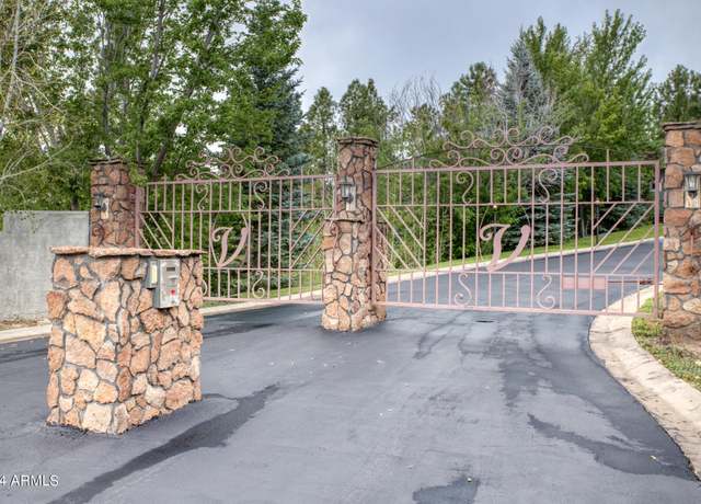 Property at 81 N Aspen Dr, Show Low, AZ 85901, 3 beds, 2 baths