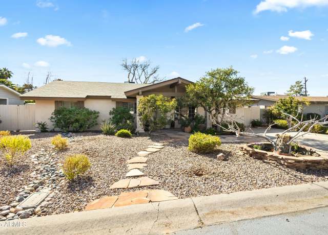 Property at 4301 E Montecito Ave, Phoenix, AZ 85018, 4 beds, 2 baths