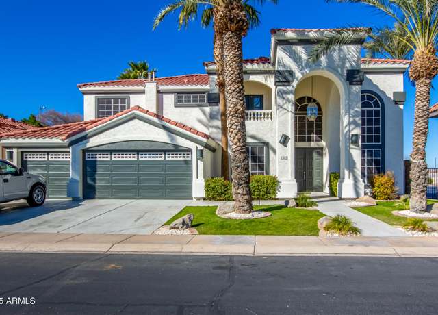 Property at 1442 W Laurel Ave, Gilbert, AZ 85233, 5 beds, 4 baths
