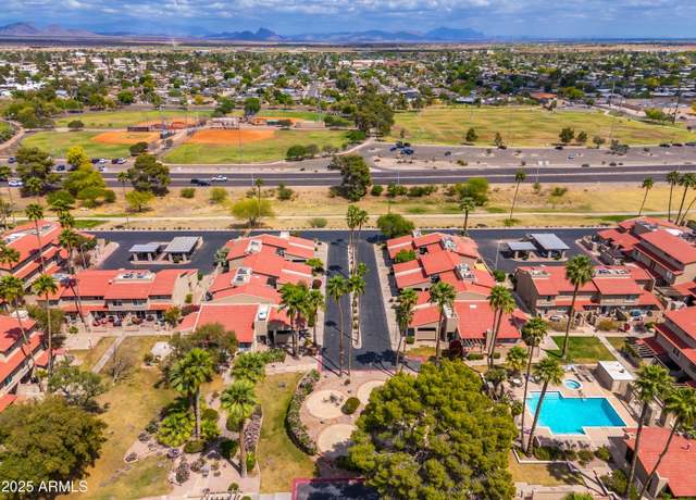 Property at 7911 E San Miguel Ave #3, Scottsdale, AZ 85250, 2 beds, 1.5 baths