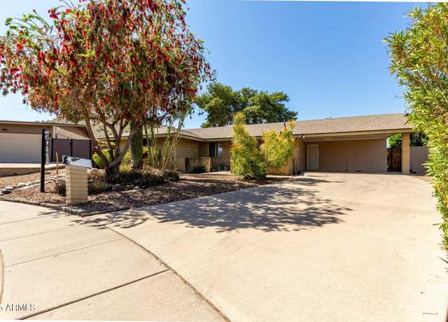 Property at 2433 E Acoma Dr, Phoenix, AZ 85032, 4 beds, 2 baths