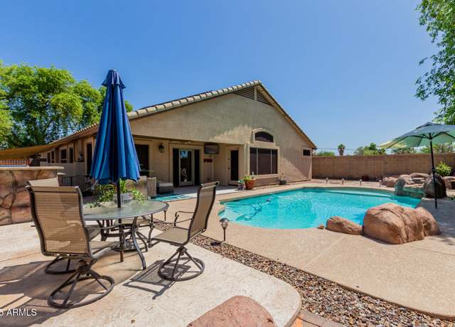 Property at 3961 E Thornton Ave, Gilbert, AZ 85297, 4 beds, 2 baths
