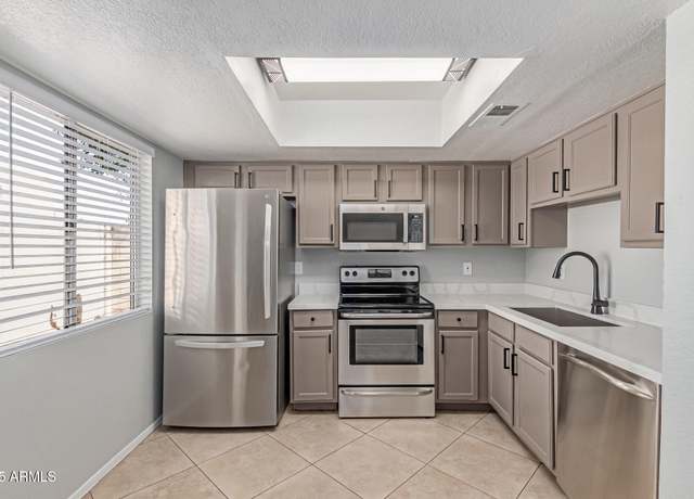 Property at 2846 N 46th Ave #9, Phoenix, AZ 85035, 2 beds, 1 bath