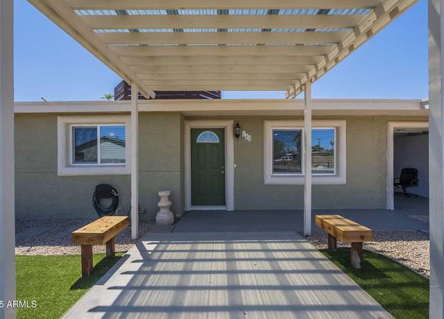 Property at 148 N Glenview Dr, Mesa, AZ 85213, 3 beds, 3 baths