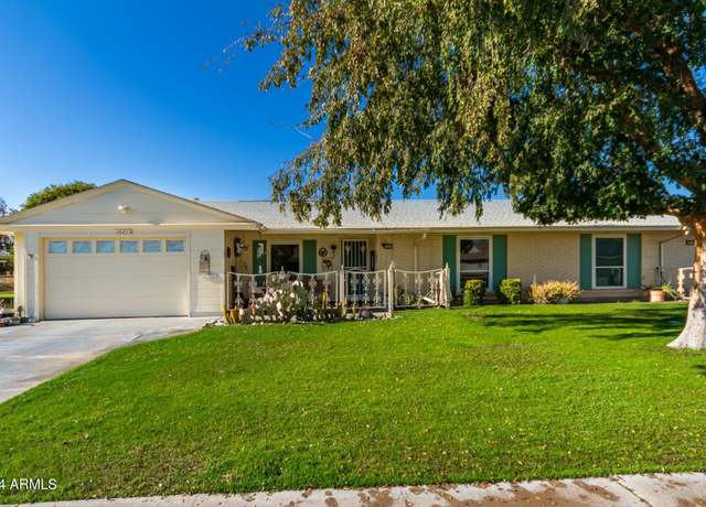 Property at 10213 W Kingswood Cir, Sun City, AZ 85351, 2 beds, 2 baths