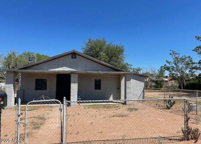 Property at 1206 E 5th St, Douglas, AZ 85607, 2 beds, 2 baths