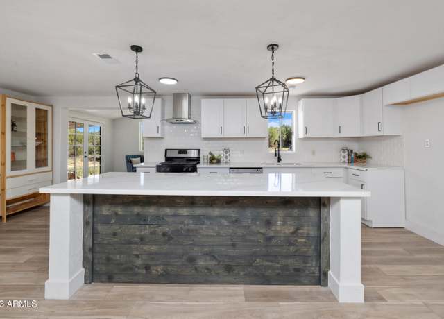 Property at 1550 S Hopi Trl, Dewey, AZ 86327, 3 beds, 2 baths
