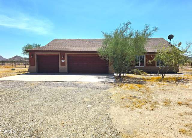 Property at 56765 W Papago Rd, Maricopa, AZ 85139, 4 beds, 2 baths