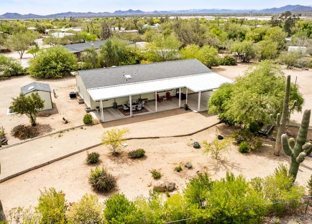 Property at 33852 N 52nd St, Cave Creek, AZ 85331, 3 beds, 2 baths