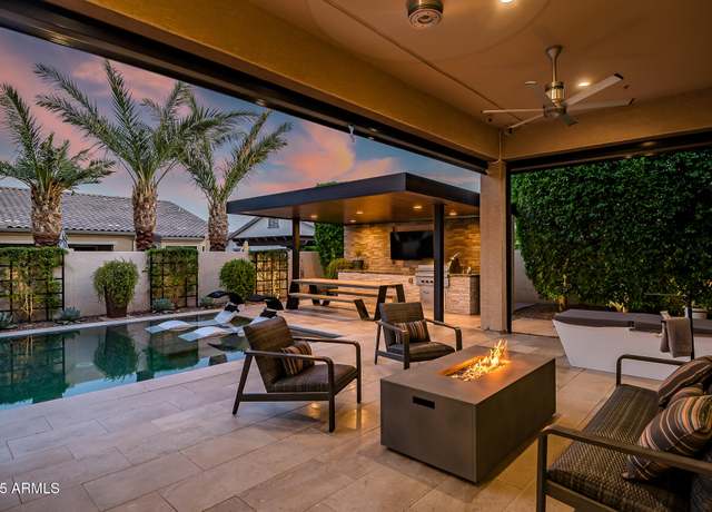 Property at 9255 W Los Gatos Dr, Peoria, AZ 85383, 4 beds, 5 baths