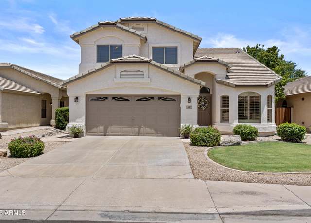 Property at 652 E Devon Dr, Gilbert, AZ 85296, 4 beds, 2.5 baths