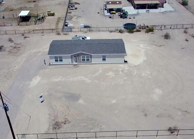 Property at 1284 N 384th Ave, Tonopah, AZ 85354, 4 beds, 2 baths