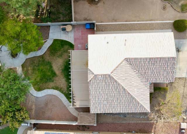 Property at 13261 W Gelding Cir W, Surprise, AZ 85379, 3 beds, 2.5 baths
