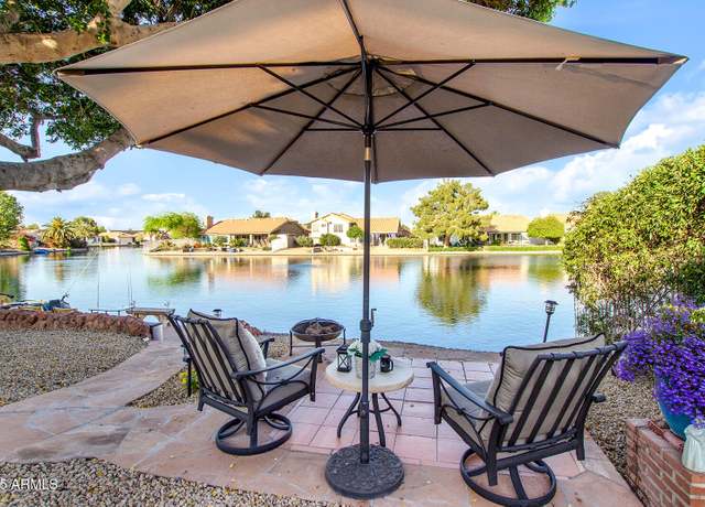 Property at 1721 W Gunstock Loop, Chandler, AZ 85286, 4 beds, 2.5 baths
