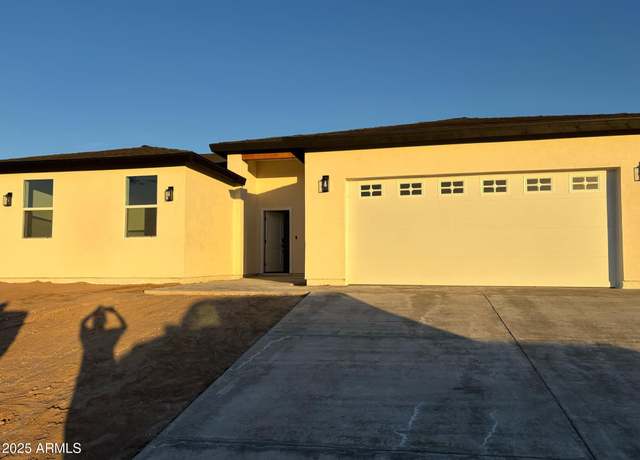 Property at 3627 W Palmaire Ave, Phoenix, AZ 85051, 3 beds, 2 baths