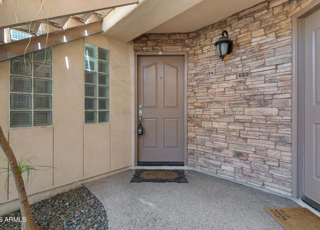 Property at 3235 E Camelback Rd #124, Phoenix, AZ 85018, 1 bed, 1 bath