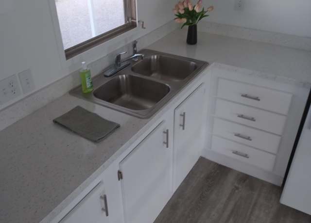 Property at 303 S Recker Rd #126, Mesa, AZ 85206, 2 beds, 1 bath