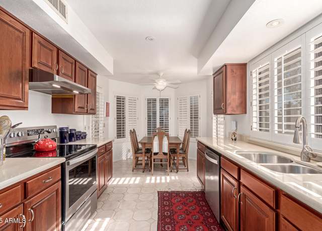Property at 18881 N 91st Dr, Peoria, AZ 85382, 2 beds, 2 baths