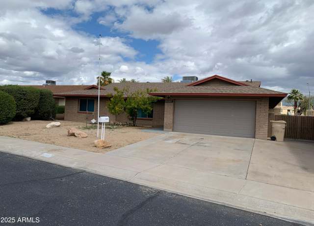 Property at 14207 N 51st Dr, Glendale, AZ 85306, 4 beds, 2 baths