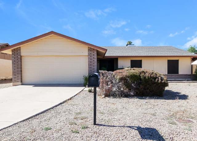 Property at 3131 W Campo Bello Dr, Phoenix, AZ 85053, 3 beds, 2 baths
