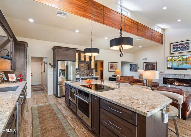 Property at 8165 E Del Marino Dr, Scottsdale, AZ 85258, 3 beds, 3 baths
