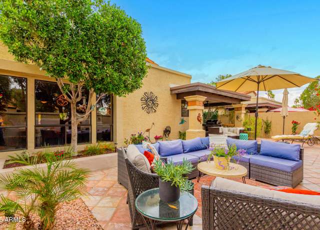 Property at 9425 S 47th Pl, Phoenix, AZ 85044, 3 beds, 2 baths