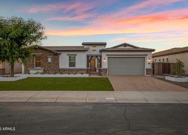 Property at 3038 E Longhorn Dr, Gilbert, AZ 85297, 4 beds, 3 baths