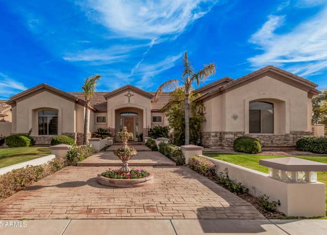 Property at 2939 E Huber St, Mesa, AZ 85213, 5 beds, 3.5 baths