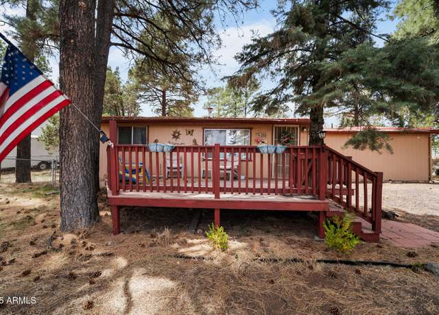Property at 280 S 3rd Dr, Show Low, AZ 85901, 3 beds, 2 baths