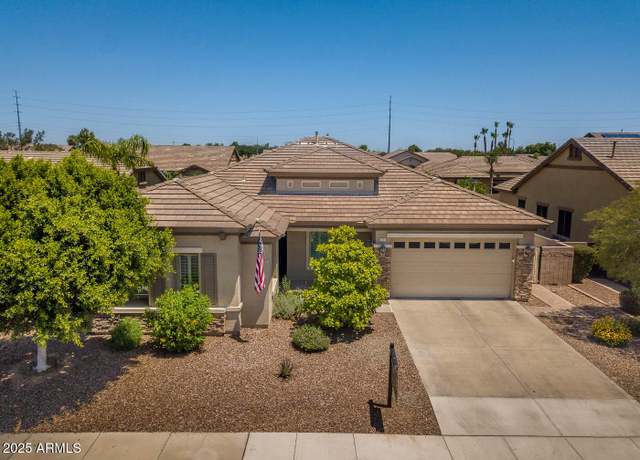 Property at 1904 E Grand Canyon Dr, Chandler, AZ 85249, 6 beds, 3.5 baths