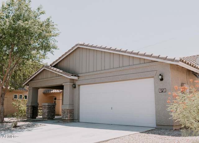 Property at 1521 E Mayfield Dr, San Tan Valley, AZ 85143, 3 beds, 2 baths
