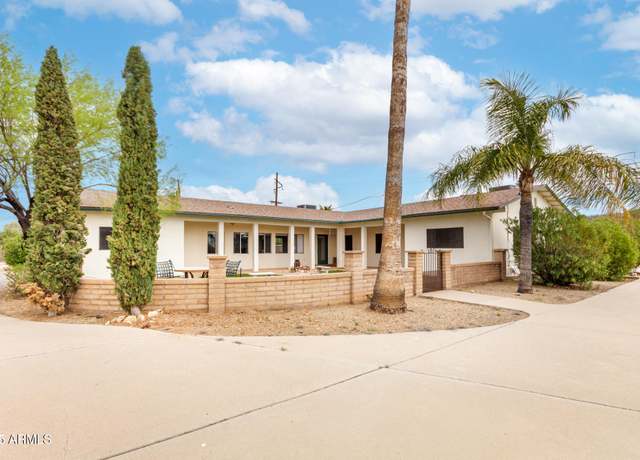 Property at 46623 N Grand Ave, Morristown, AZ 85342, 3 beds, 4.5 baths