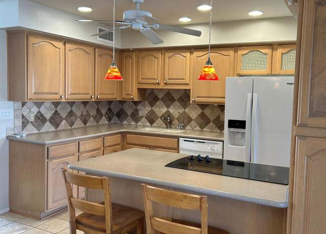 Property at 8538 E Vista Dr, Scottsdale, AZ 85250, 3 beds, 1.75 baths