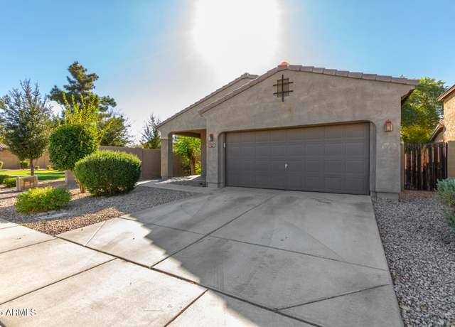 Property at 865 E Del Rio St, Chandler, AZ 85225, 3 beds, 2 baths